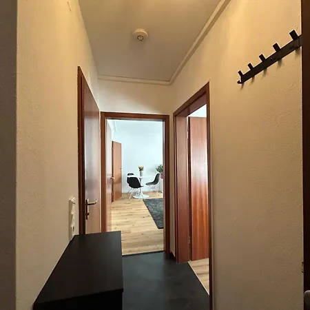 Lage & Komfort In - Naehe Neckarpark